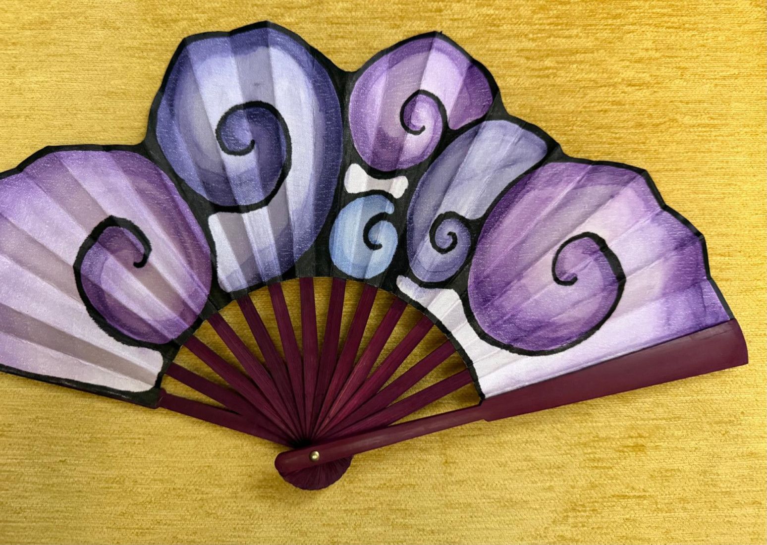 Abanico espiral morado